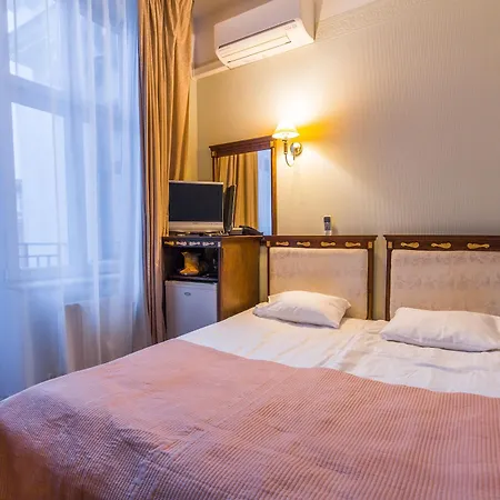 Garden Palace Hotel