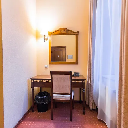 Garden Palace Hotel